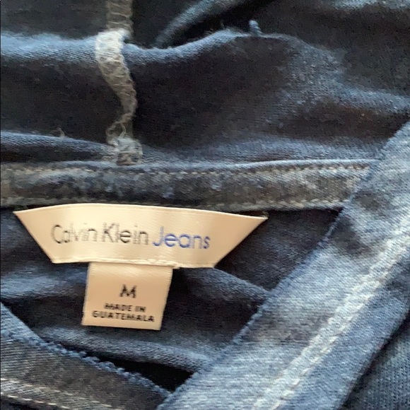 Hooded long sleeve Calvin Klein. - Picture 2 of 2